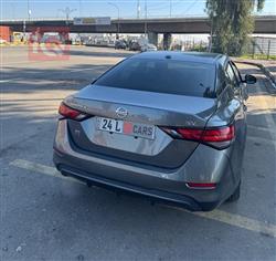 نیسان سێنترا